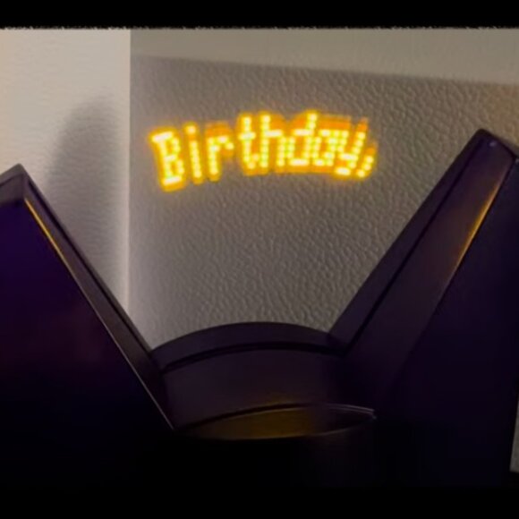 Floating Message Programmable Clock by Fantazein - EUC - Picture 6 of 13